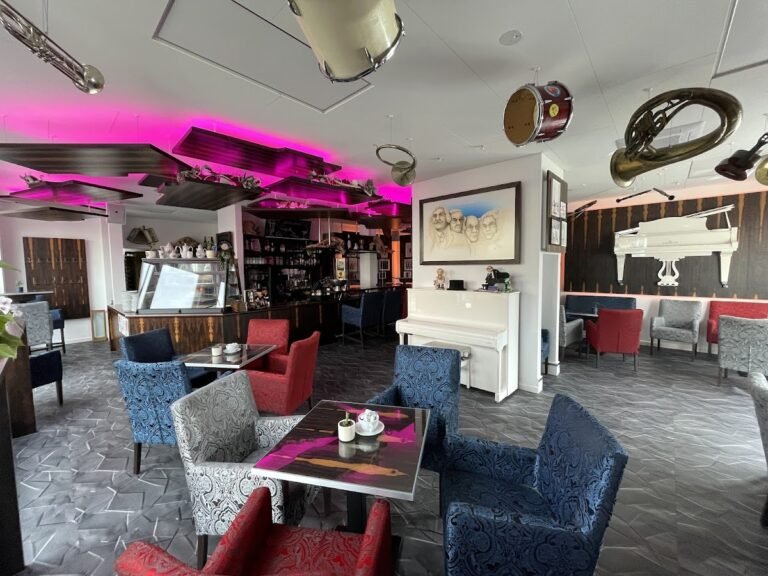 Carls Musikcafé Seifhennersdorf Eine kulturelle Ecke für Musik Essen und Gemeinschaft in Sachsen carls musikcafe seifhennersdorf